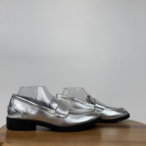 New Womens Reaction Kenneth Cole Fern Silver Faux Leather Loafers Size 8.5 M
